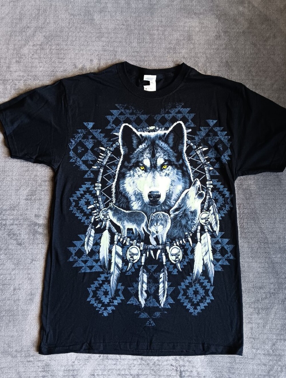 Black Tribal Wolf Graphic Tee Mens TShirt Fruit Of The Loom Cotton Medium